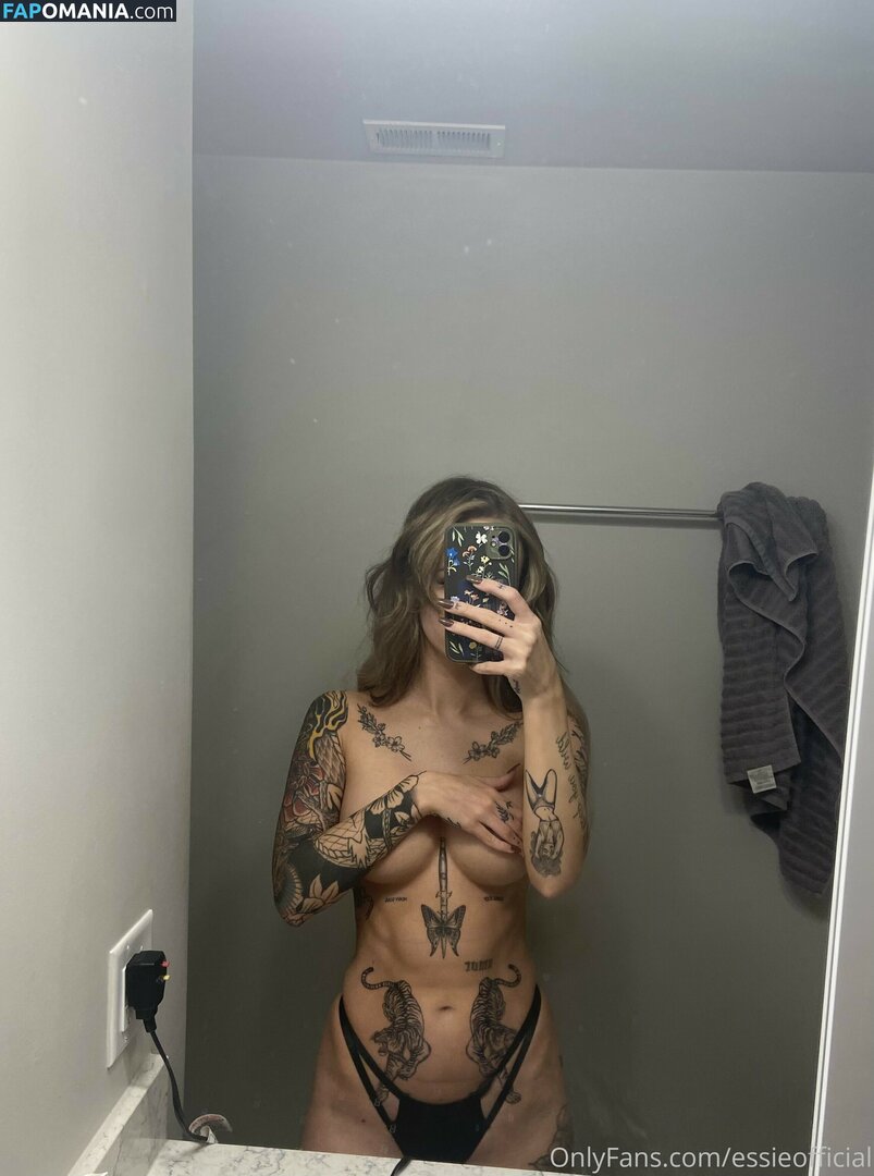 Essieofficial / essie Nudo OnlyFans  Foto trapelata #30