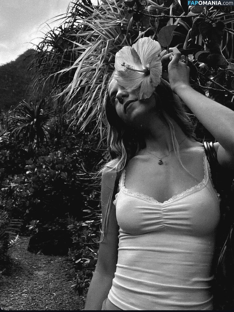 _estela_tessaro / estela / estelagomez / thirdeyewitchh Nudo OnlyFans  Foto trapelata #41