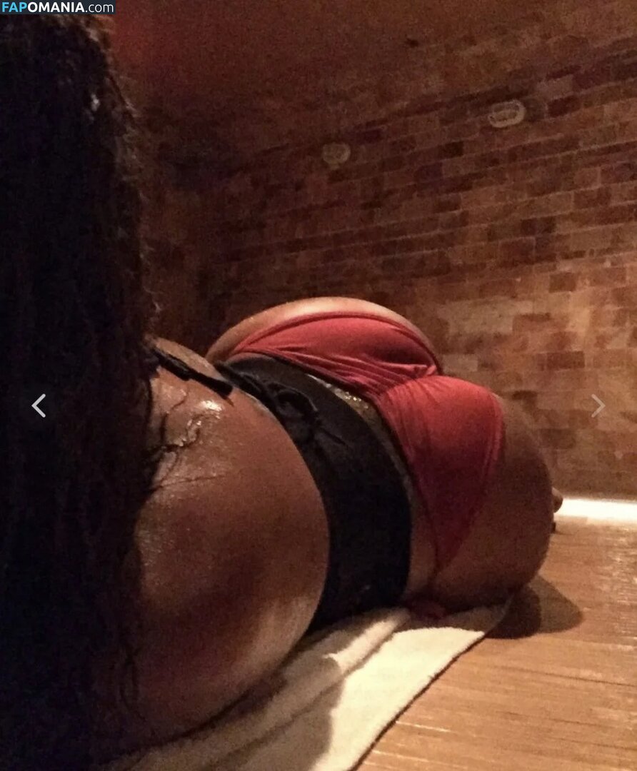 Esther Baxter / estherbaxter / https: Nudo OnlyFans  Foto trapelata #15