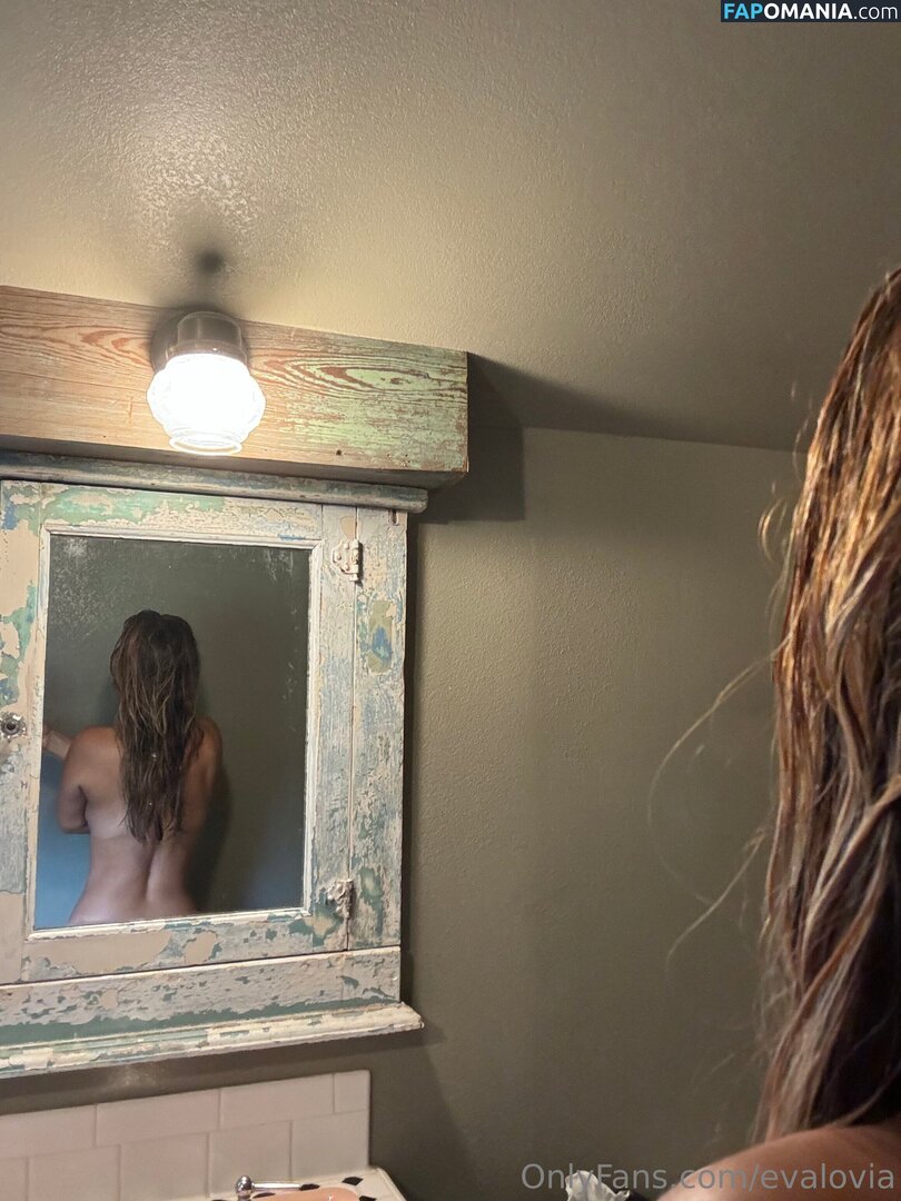 Eva Lovia / Fallinlovia / evalovia / https: Nudo OnlyFans  Foto trapelata #1746