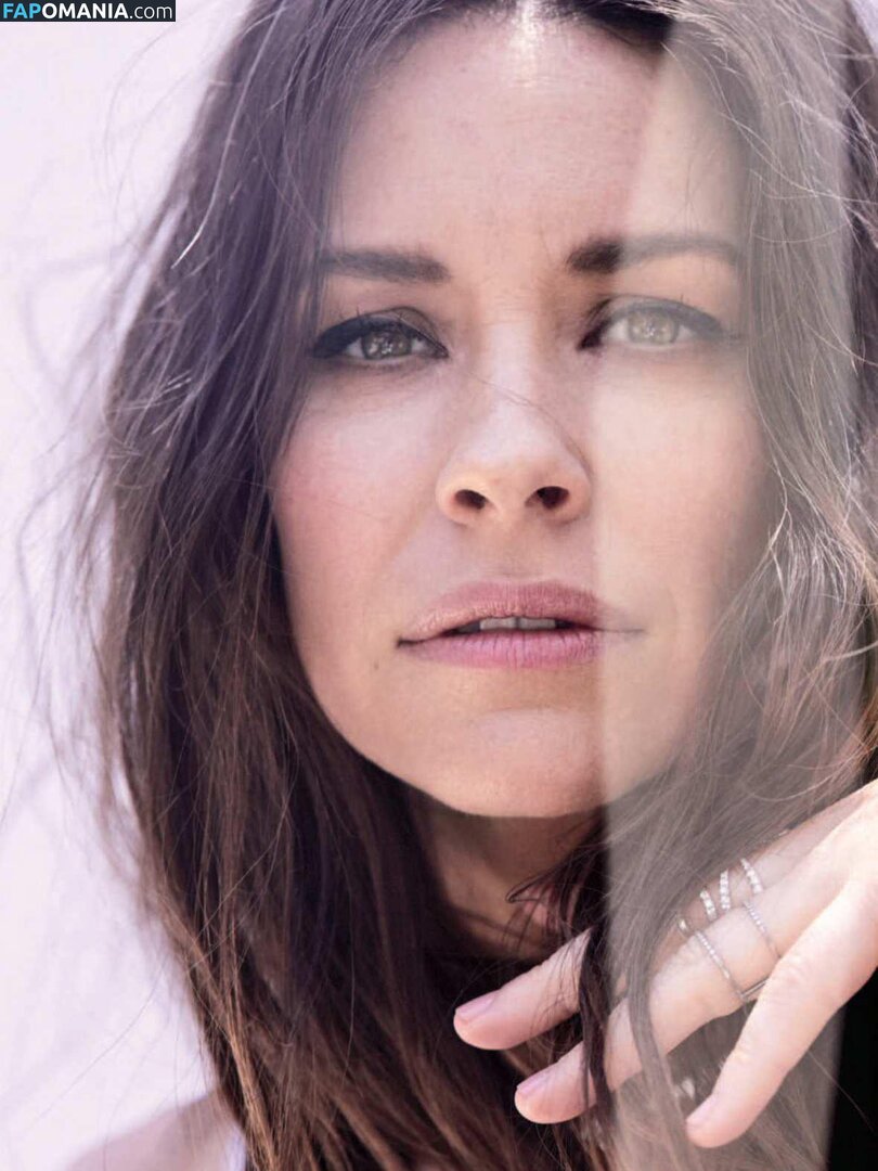 Evangeline Lilly / EvangelineLilly / evangelinelillyofficial / https: / lilyevangeline Nudo OnlyFans  Foto trapelata #80