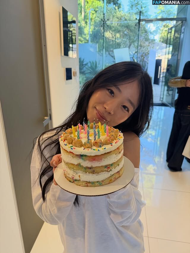 Evelyn Ha / eveee9 / hjevelyn Nudo OnlyFans  Foto trapelata #7