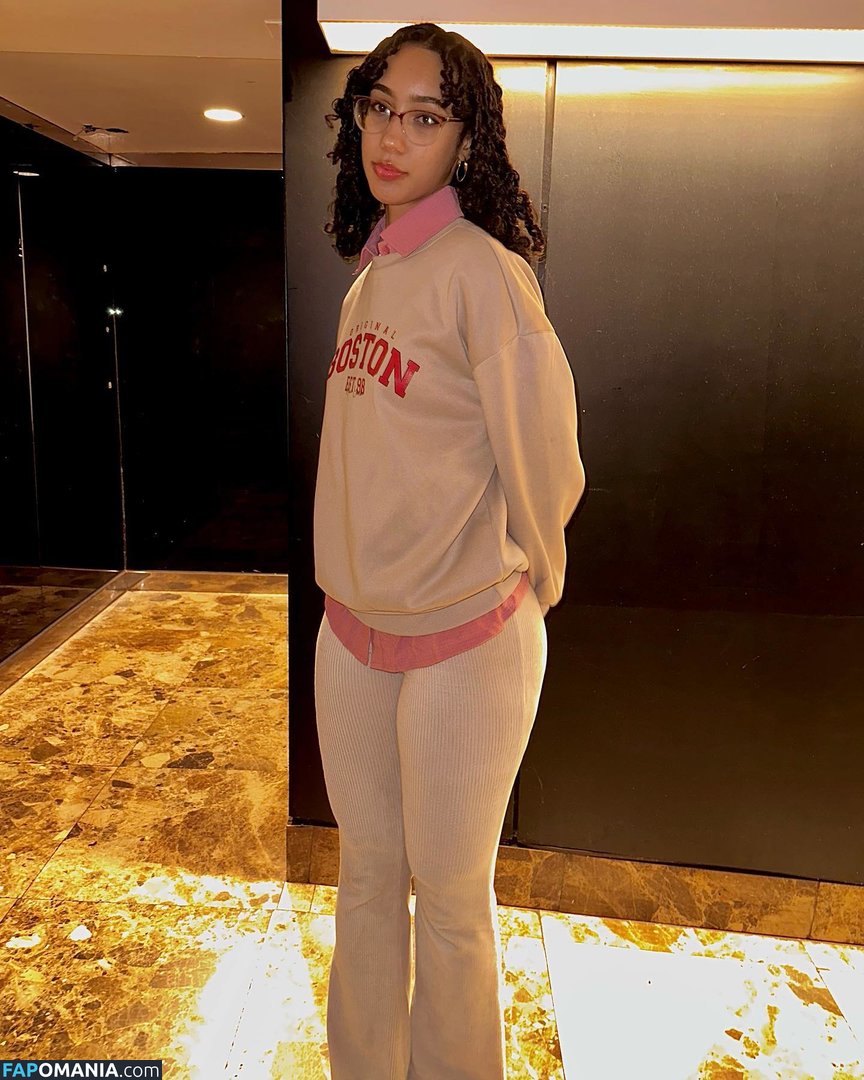 eliana / ewmxt / lalayravo / woahnatty Nudo OnlyFans  Foto trapelata #10