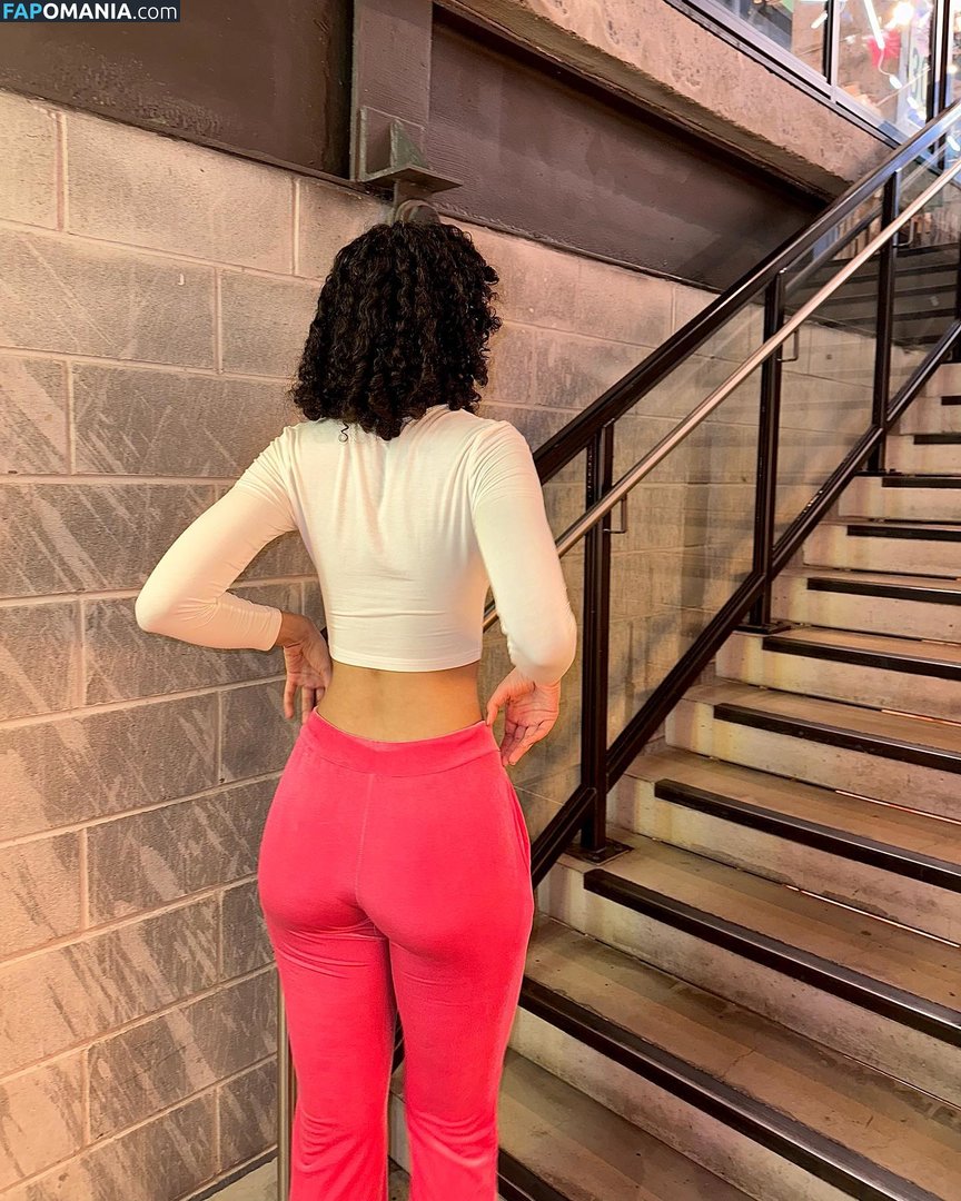 eliana / ewmxt / lalayravo / woahnatty Nudo OnlyFans  Foto trapelata #17