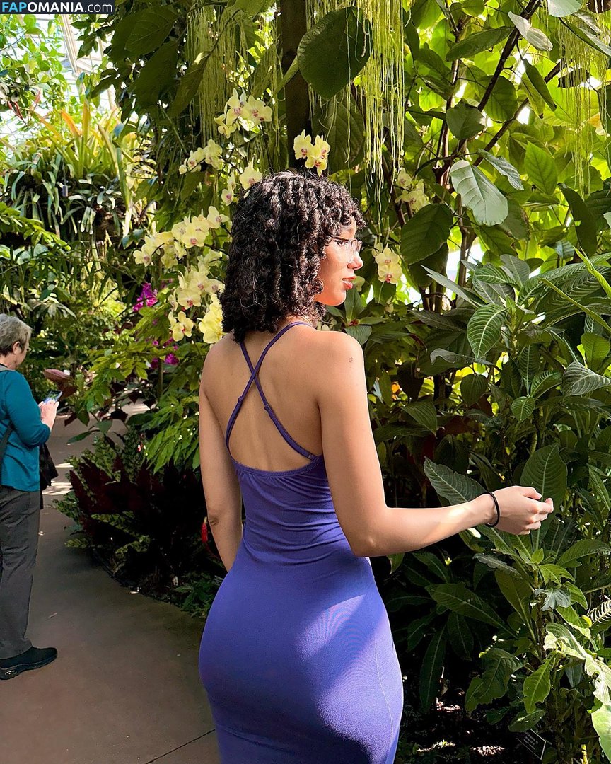 eliana / ewmxt / lalayravo / woahnatty Nudo OnlyFans  Foto trapelata #18