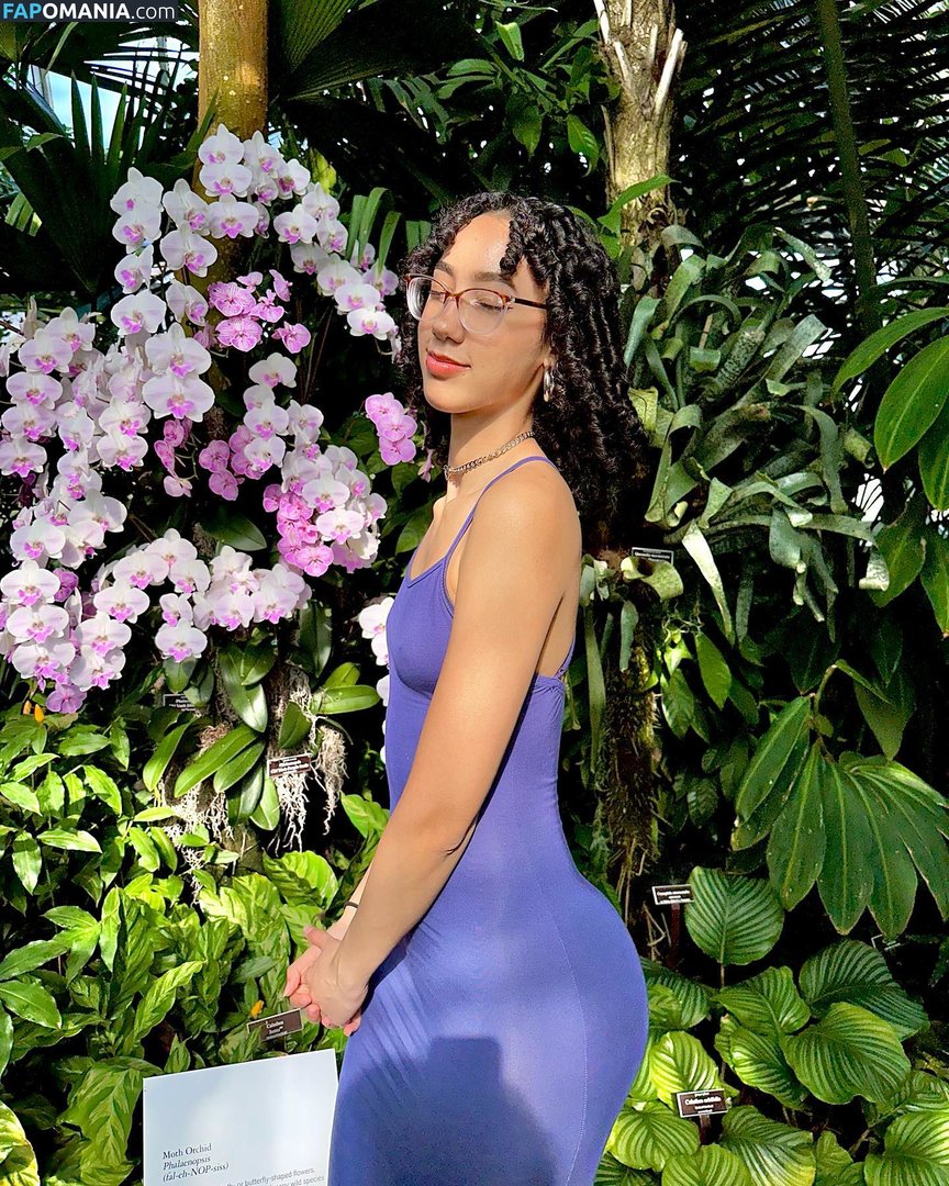 eliana / ewmxt / lalayravo / woahnatty Nudo OnlyFans  Foto trapelata #20