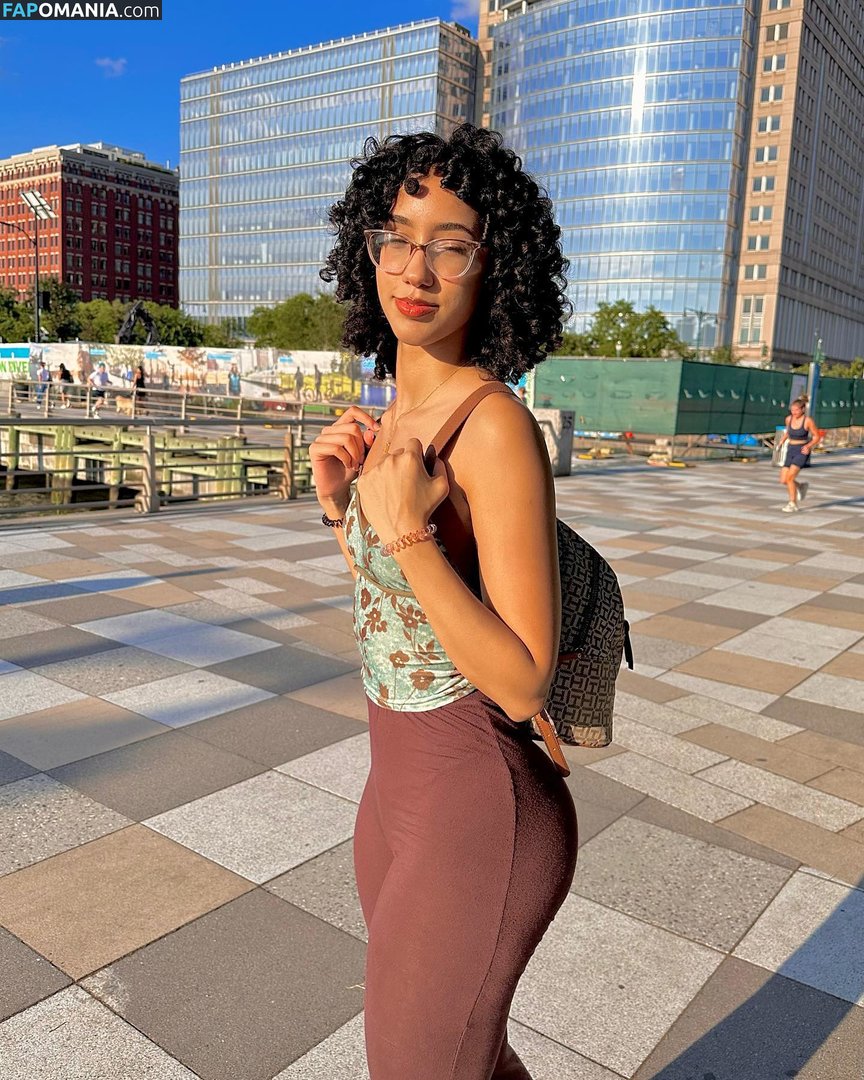 eliana / ewmxt / lalayravo / woahnatty Nudo OnlyFans  Foto trapelata #34