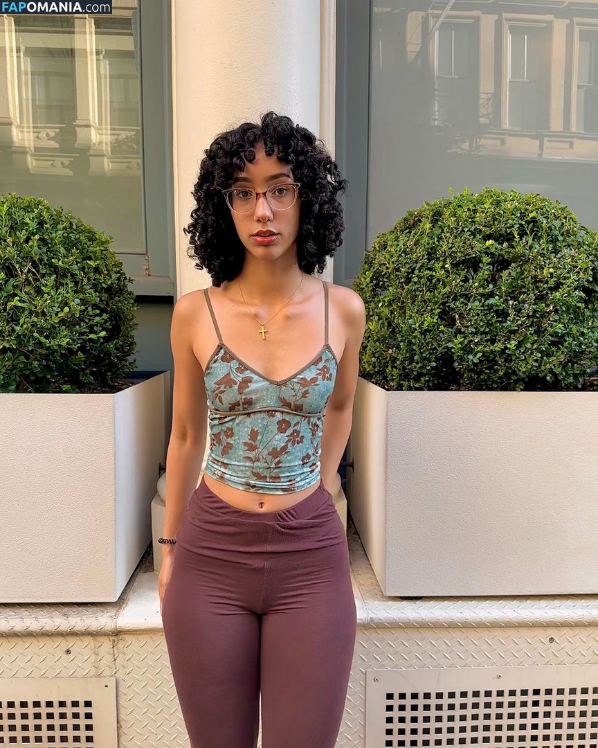 eliana / ewmxt / lalayravo / woahnatty Nudo OnlyFans  Foto trapelata #36