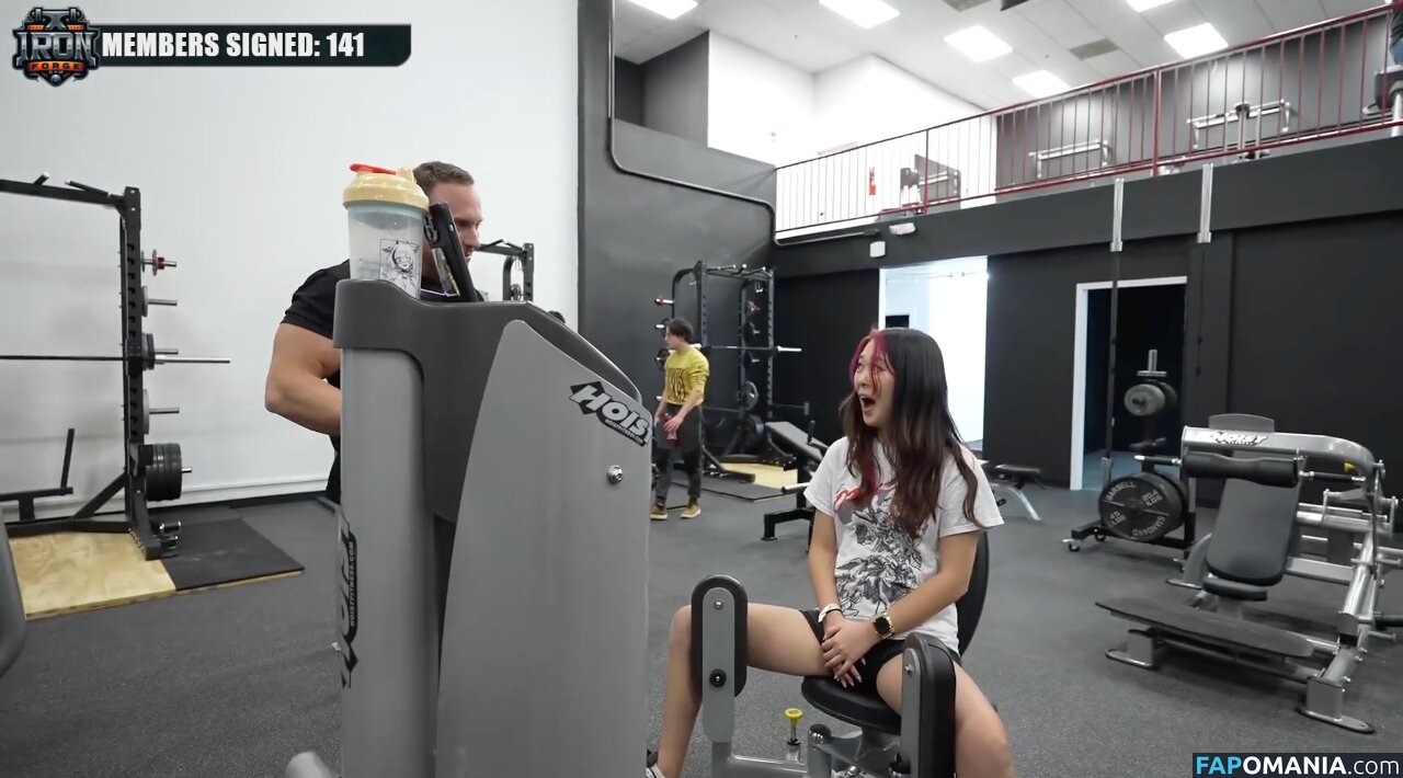 ExtraEmily / extra.emilay / extraemilyy / extremly_cute Nudo OnlyFans  Foto trapelata #7