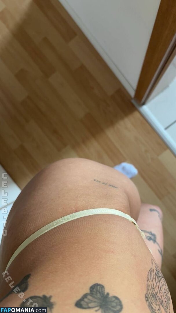 faey211 / l.izzie18 Nudo OnlyFans  Foto trapelata #1