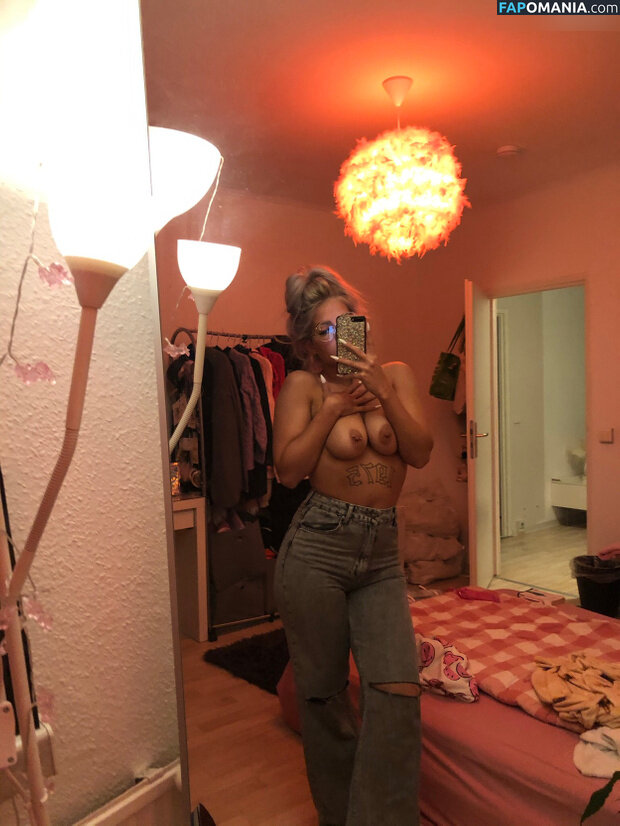 Fairy Karo / fairykaro / karolinantivist Nudo OnlyFans  Foto trapelata #71