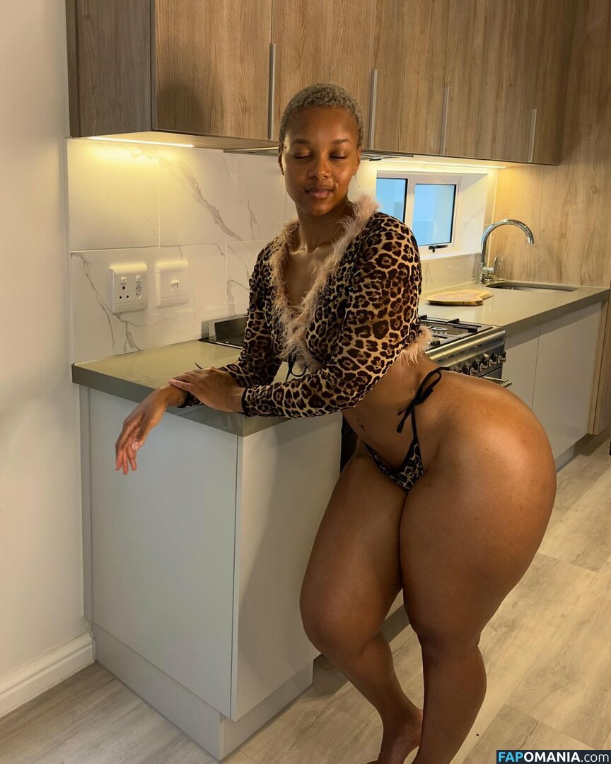 Faustina Thobakgale / faustinaroyale / formidable_byfaustina Nudo OnlyFans  Foto trapelata #12