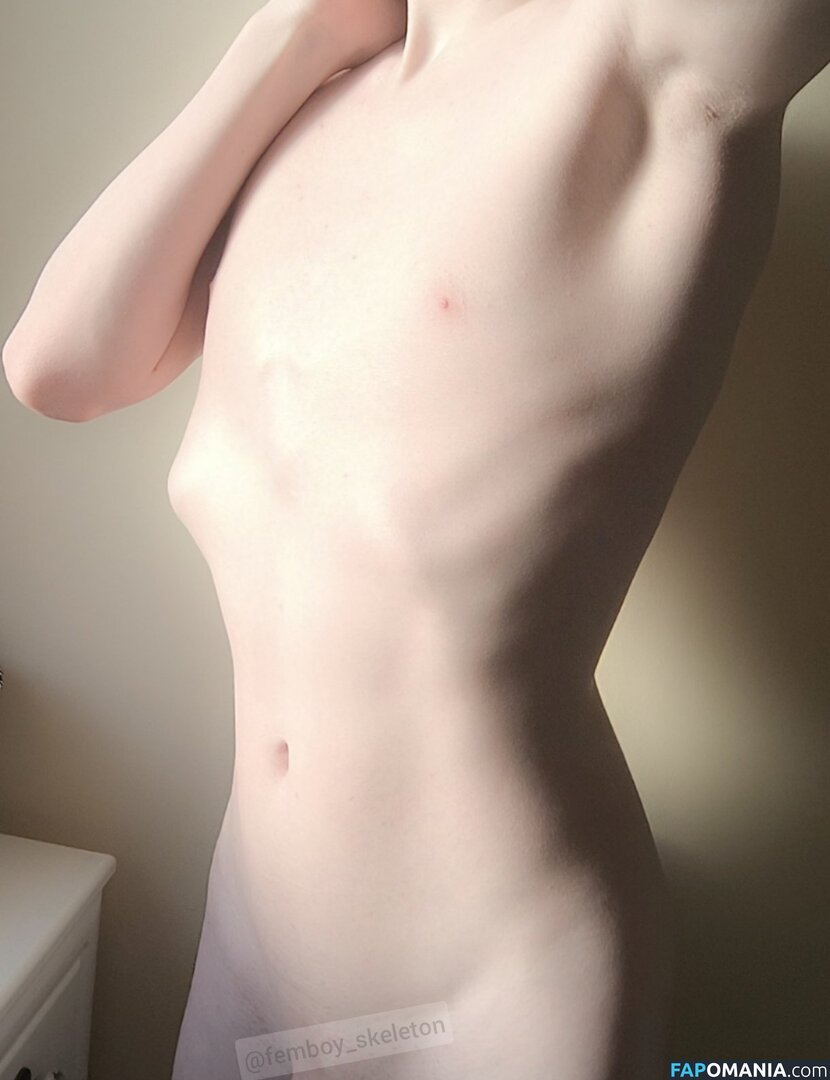 femboy_skeleton / https: / nyxpup Nudo OnlyFans  Foto trapelata #11