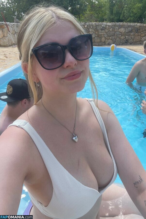 Fenelia / feneliactx / ffenna Nudo OnlyFans  Foto trapelata #1