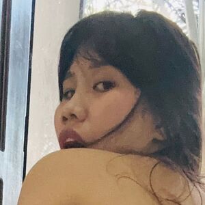 Filipina Mom