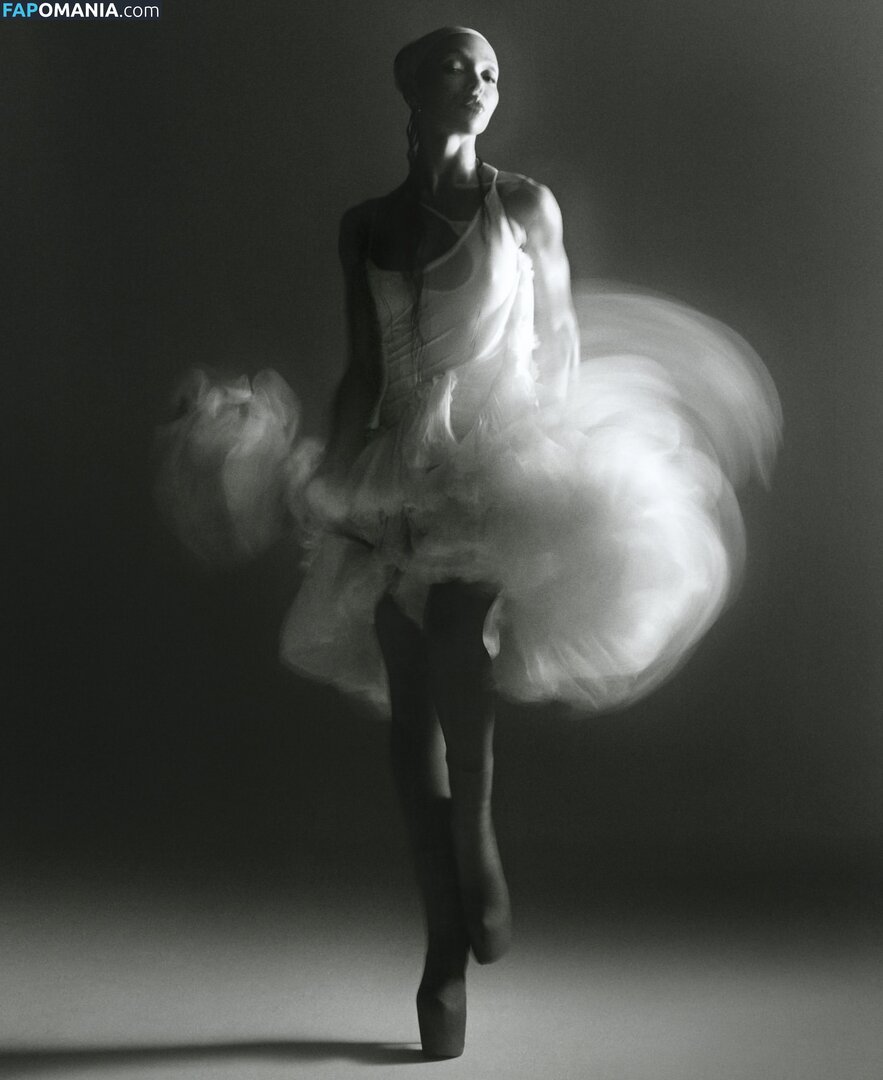 FKA Twigs / FKAtwigs Nudo OnlyFans  Foto trapelata #6