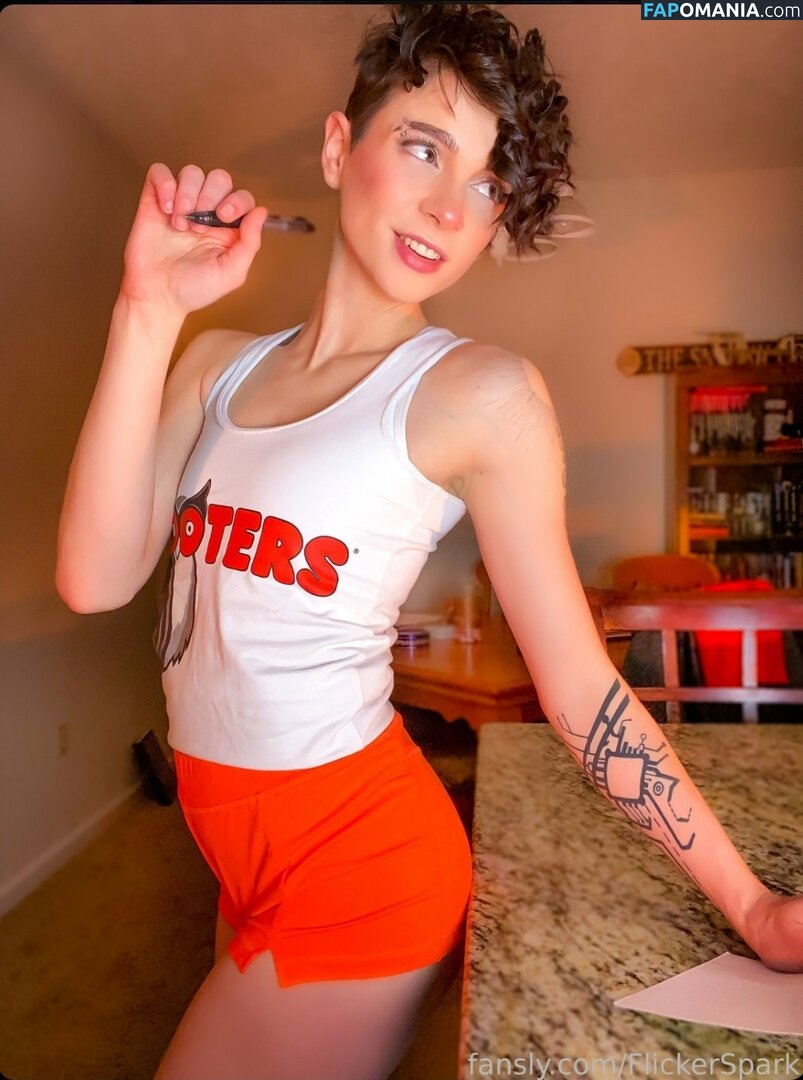 Flickerspark / flickerspark_ / https: Nudo OnlyFans  Foto trapelata #32