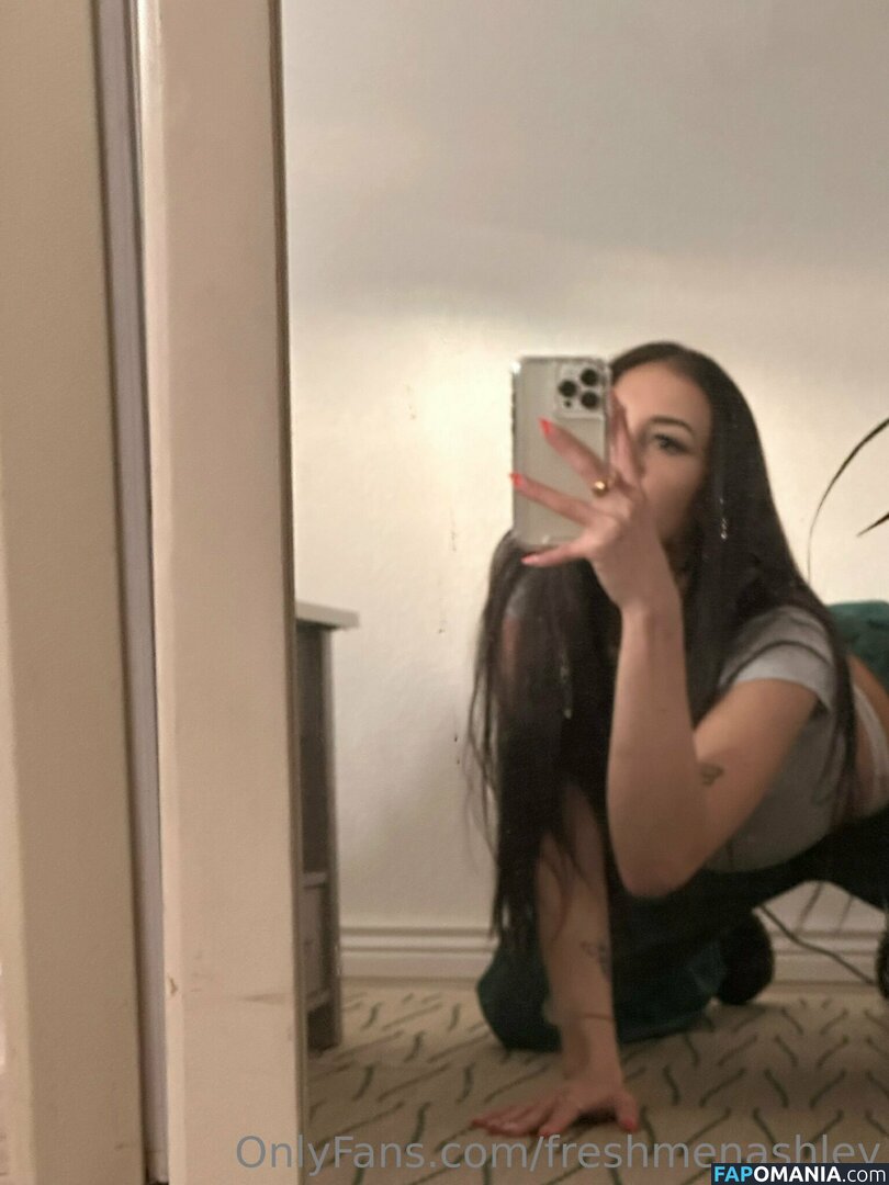 _ashhhhleeey_ / freshmenashley Nudo OnlyFans  Foto trapelata #349