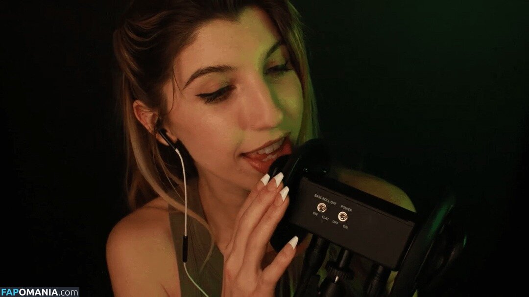 FrivolousFox ASMR / FrivviFox / frivvay Nudo OnlyFans  Foto trapelata #148