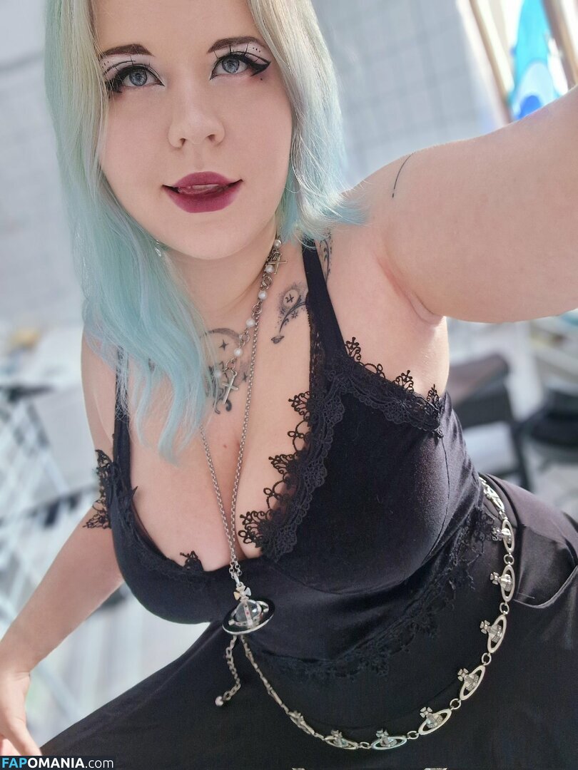FylyArtworksAndCosplays / Fyly_cosplays Nudo OnlyFans  Foto trapelata #56