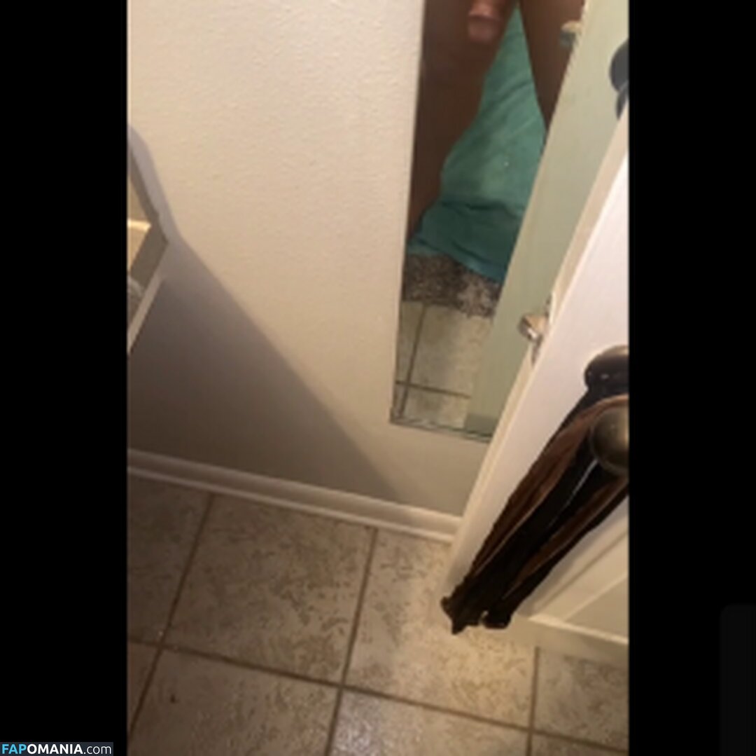 Gabbyamourr / gabbythebabyyy / ggthebabyy Nudo OnlyFans  Foto trapelata #4