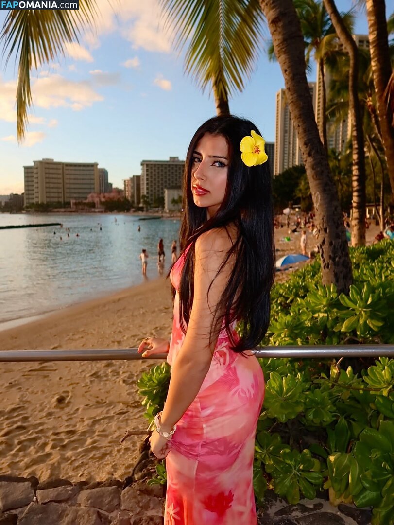 Gal Akbari / gal.qal / officialonlygal Nudo OnlyFans  Foto trapelata #1