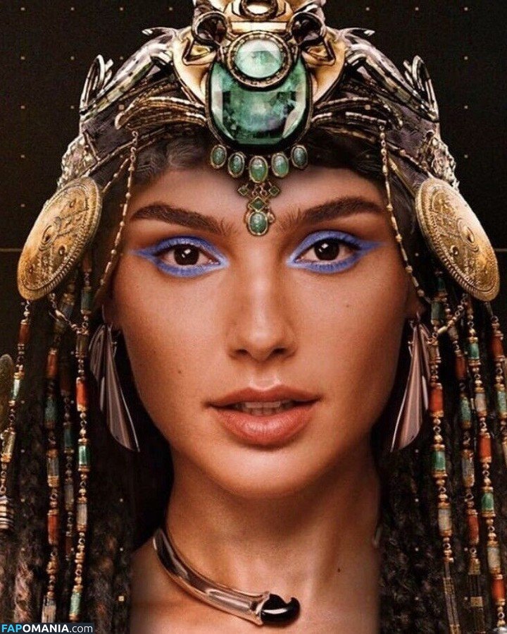 Gal Gadot / gal_gadot / https: / inked_hriss Nudo OnlyFans  Foto trapelata #30