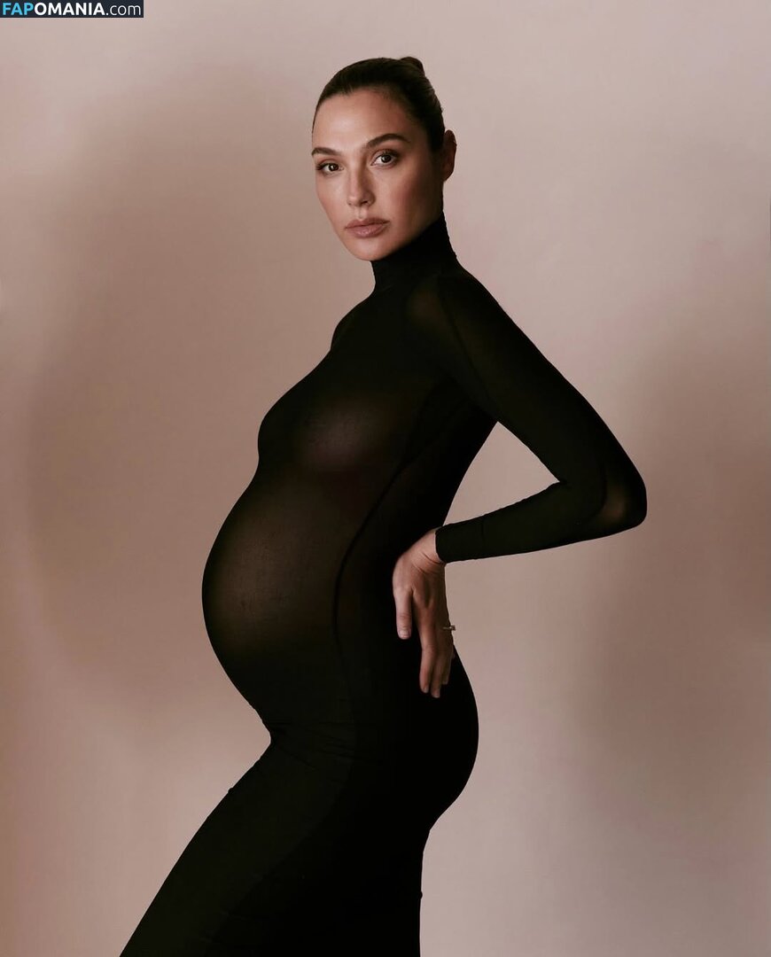 Gal Gadot / gal_gadot / https: / inked_hriss Nudo OnlyFans  Foto trapelata #744