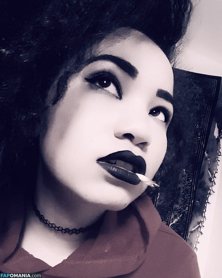GanjaGoddess ASMR / ganjagoddessasmr Nudo OnlyFans  Foto trapelata #11