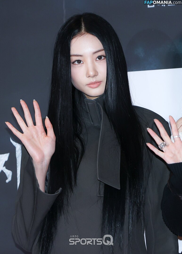 Gawon / Lee Ga-won / MEOVV_GAWON / gawon_moevv / https: / 이가원 MEOVV Nudo OnlyFans  Foto trapelata #21