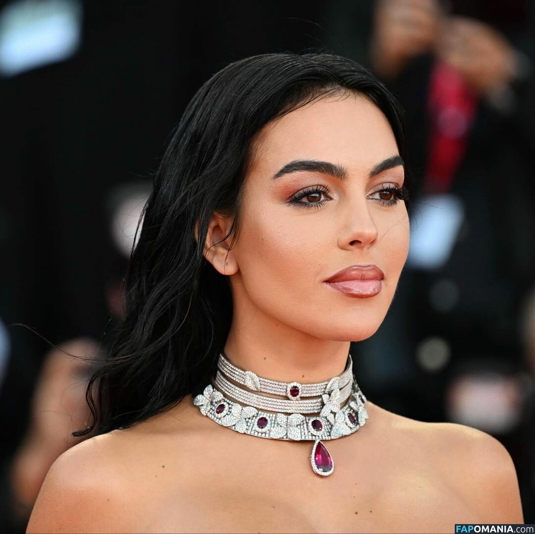 Georgina Rodriguez / georginagio Nudo OnlyFans  Foto trapelata #25