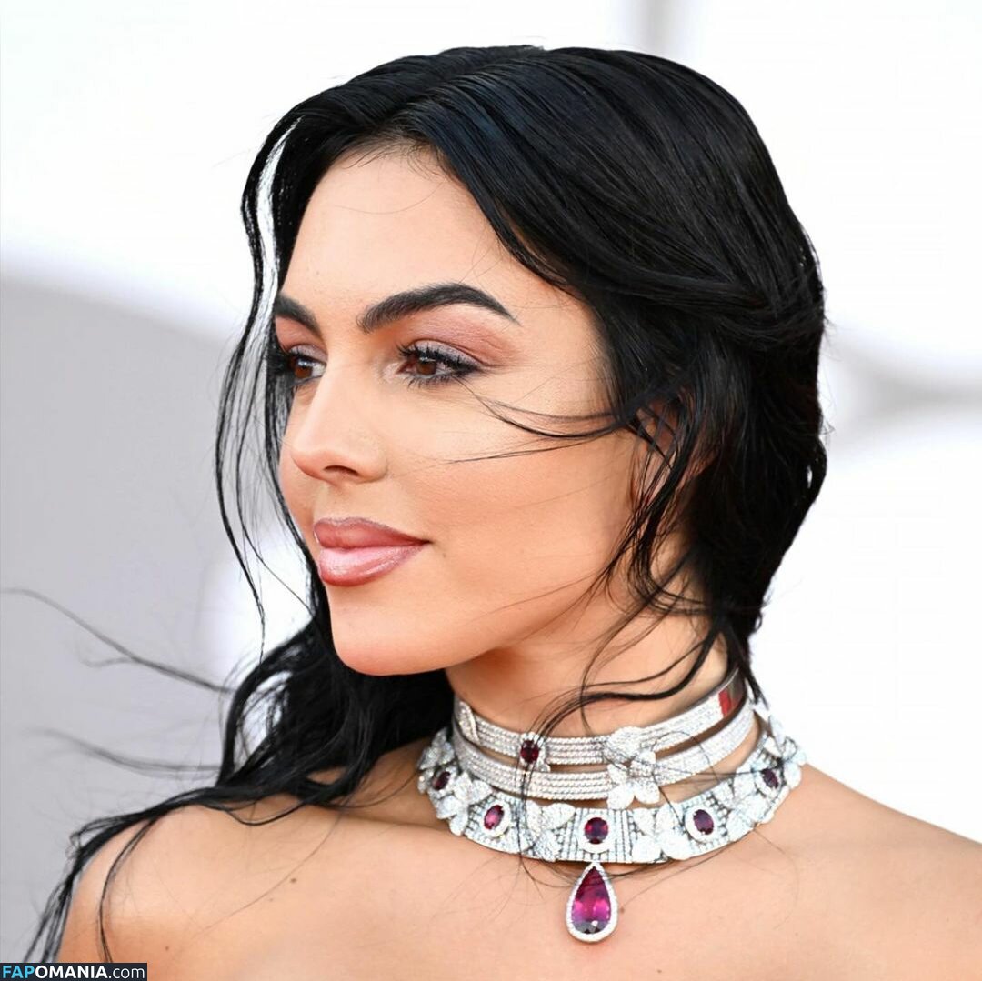 Georgina Rodriguez / georginagio Nudo OnlyFans  Foto trapelata #28