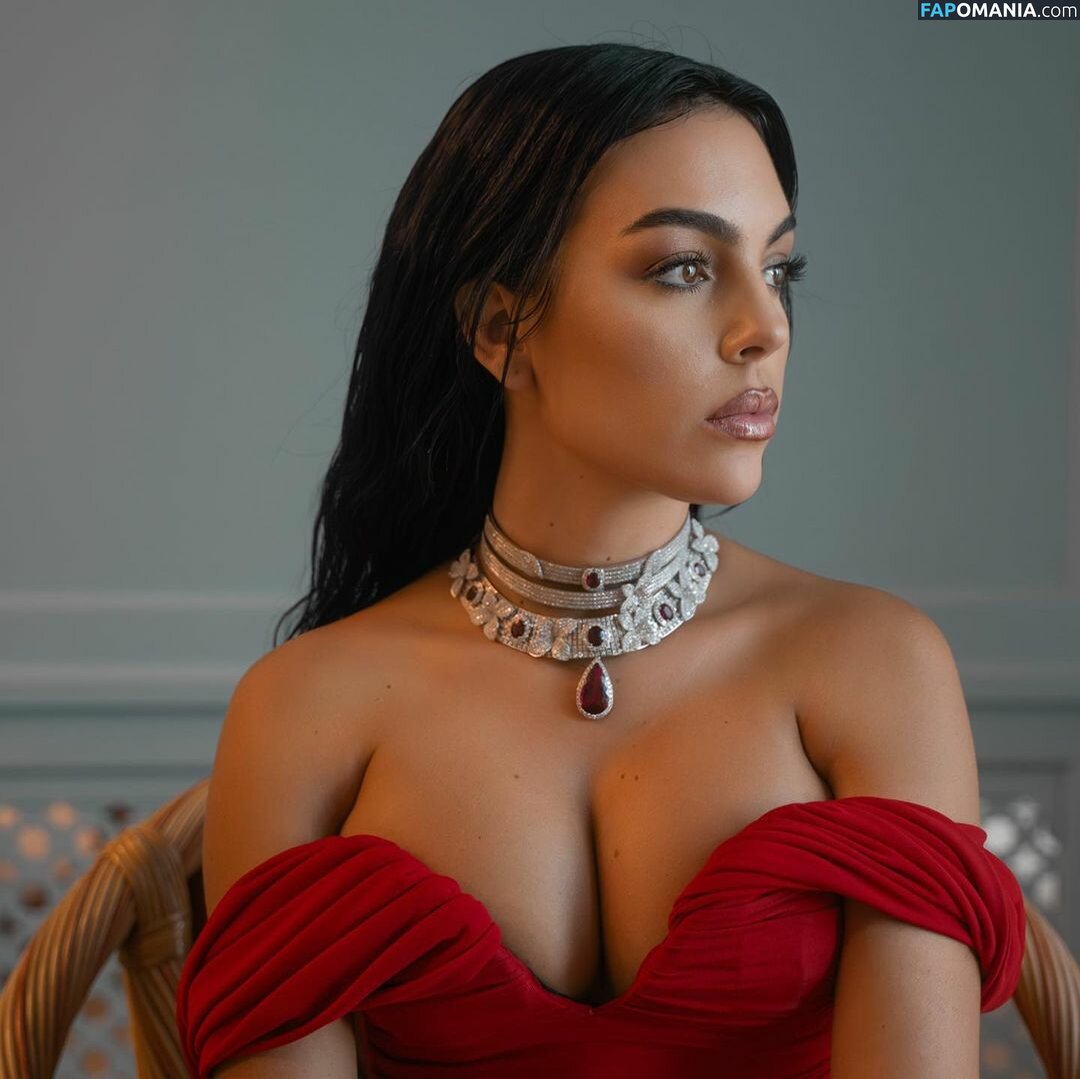 Georgina Rodriguez / georginagio Nudo OnlyFans  Foto trapelata #30