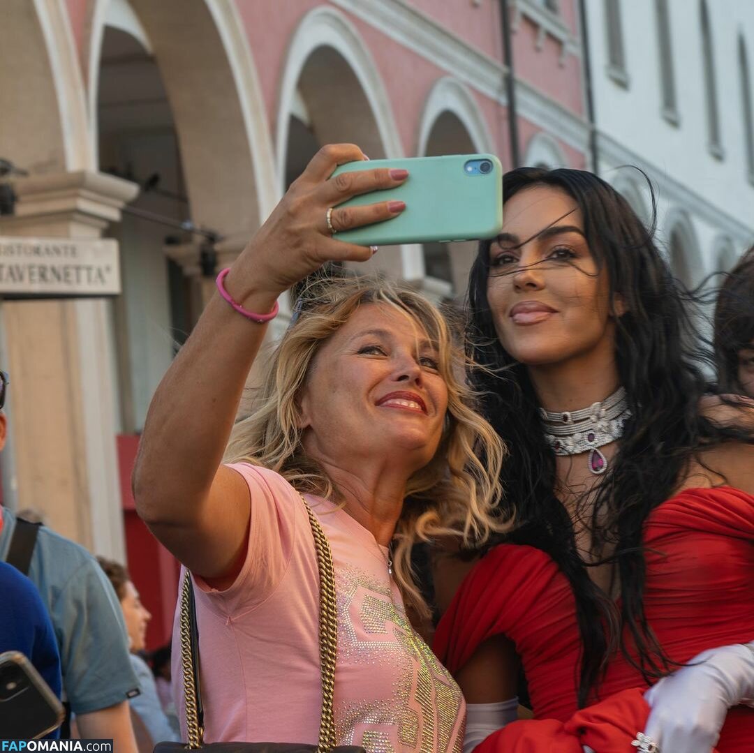 Georgina Rodriguez / georginagio Nudo OnlyFans  Foto trapelata #31