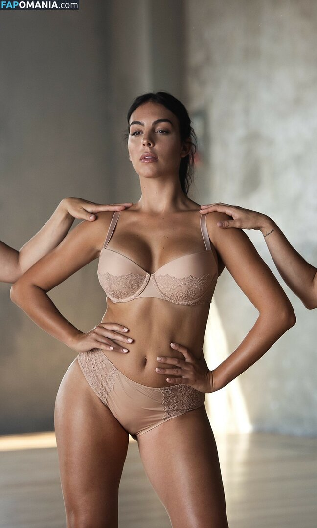 Georgina Rodriguez / georginagio Nudo OnlyFans  Foto trapelata #64