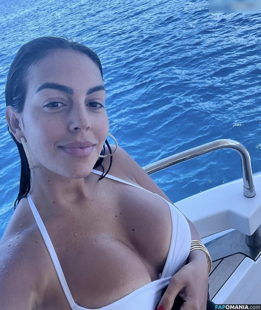 Georgina Rodriguez / georginagio Nudo OnlyFans  Foto trapelata #78