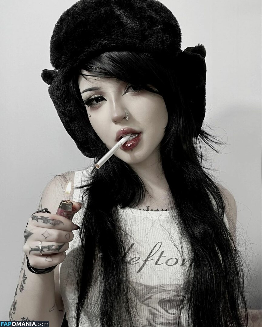 darkinblood_ / ghostbabss / surrentdeard Nudo OnlyFans  Foto trapelata #17