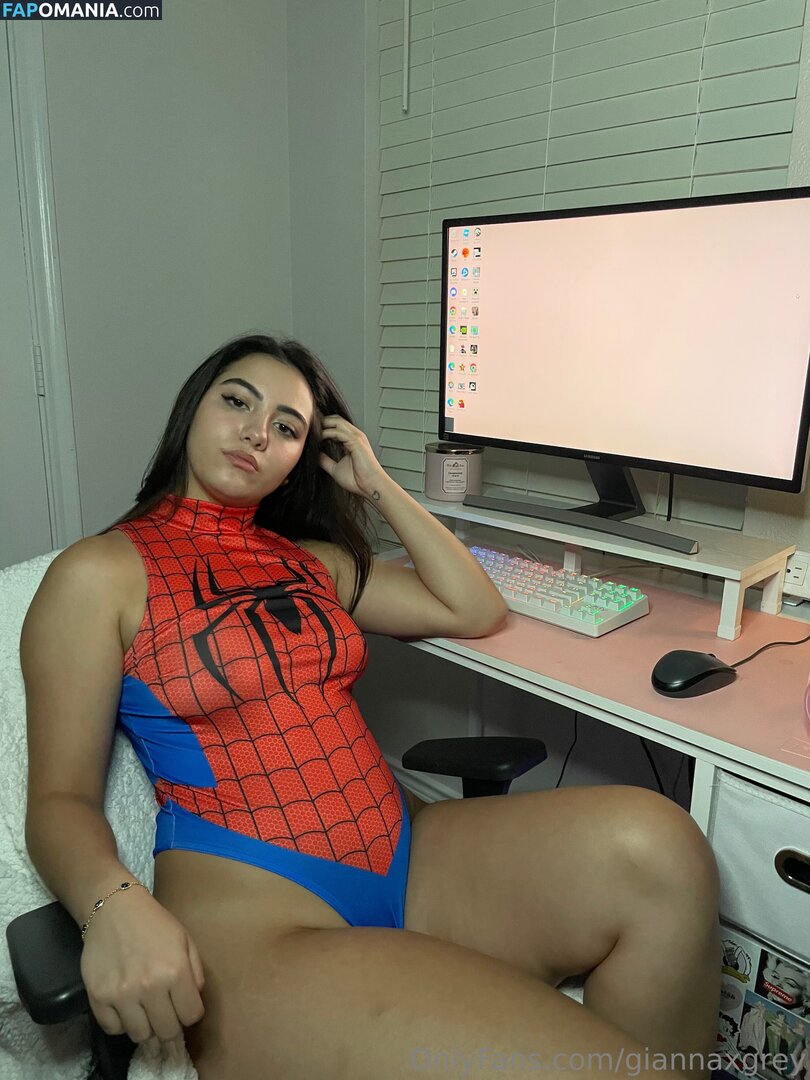 Giannagrey_ / Giannagreyx / giannaonlyx / giannaxgrey / https: Nudo OnlyFans  Foto trapelata #13