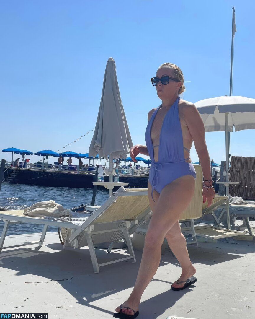 Giorgia Meloni / Italian Prime Minister 🇮🇹 / giorgiameloni Nudo OnlyFans  Foto trapelata #3
