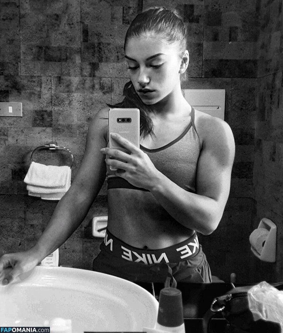 Giulia Imperio / giuliaimperio7 / giuliaimperioo Nudo OnlyFans  Foto trapelata #3