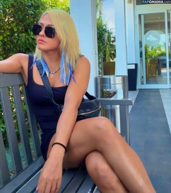 0221giulia / Giulia / giulia0221g / giuliaottorini / scientwehst Nudo OnlyFans  Foto trapelata #514
