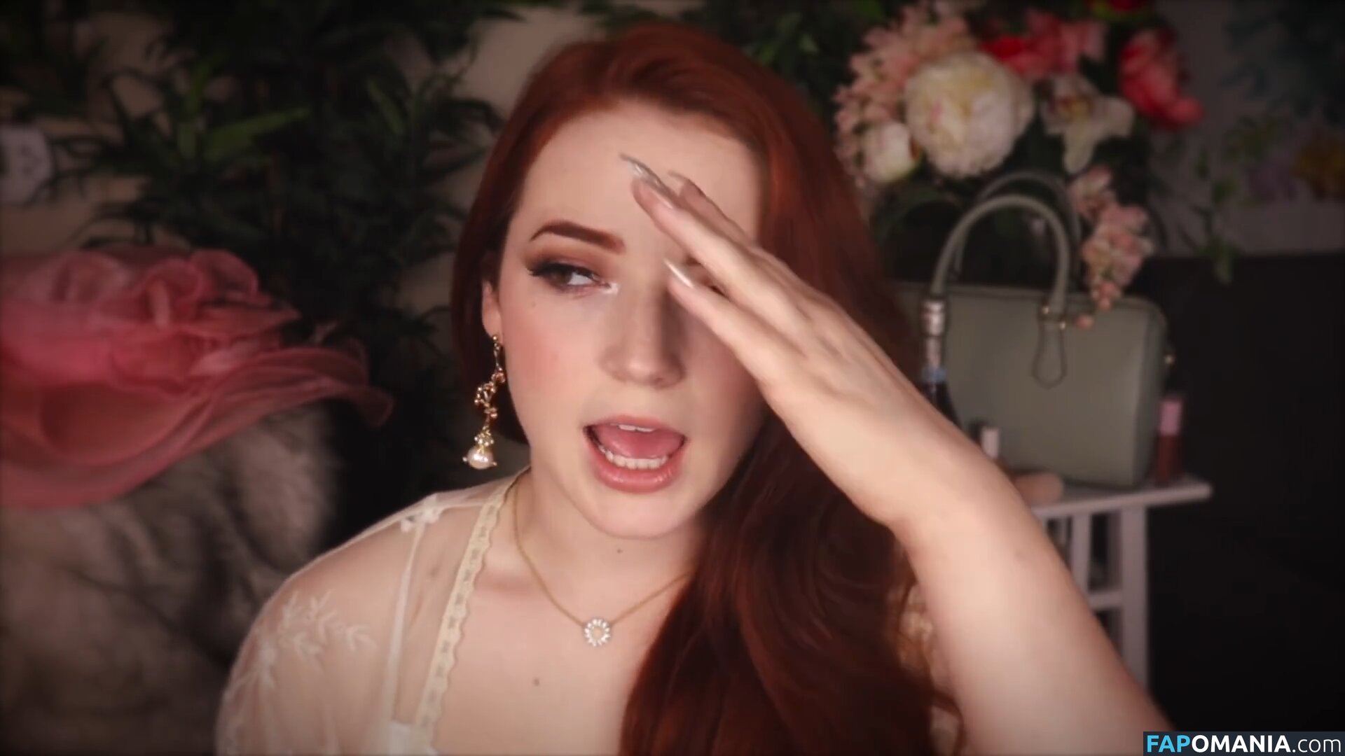 Erin Timony / Fresh Blush ASMR / Goodnight Moon / fresh.blush / goodnightmoonasmr Nudo OnlyFans  Foto trapelata #13