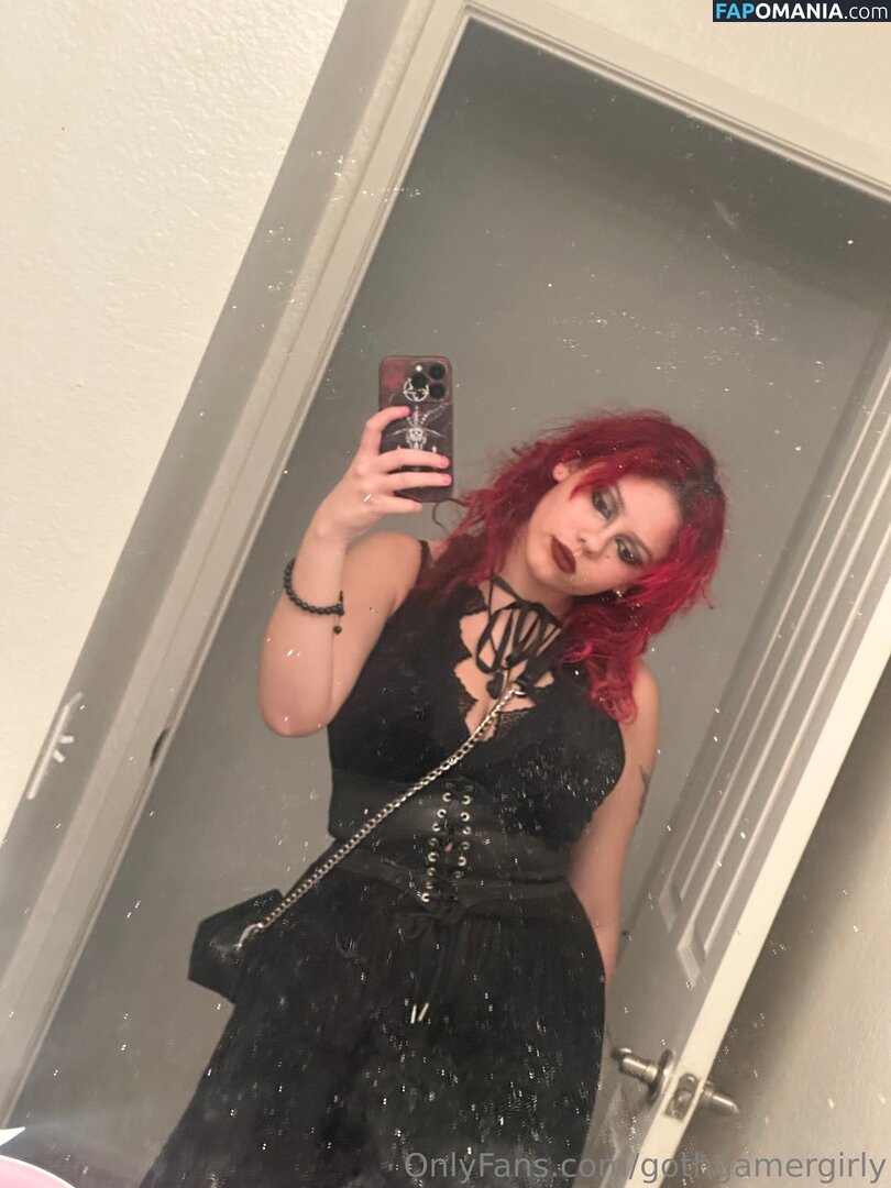 gothgamergirly / gothgirlgaming Nudo OnlyFans  Foto trapelata #11