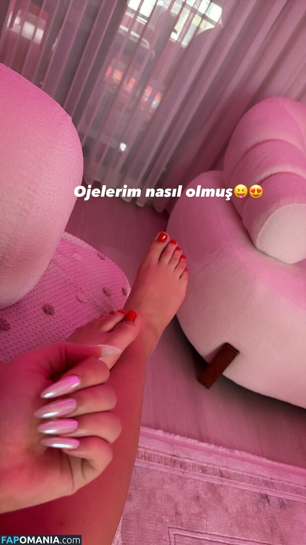 Gozde Akgun / akgunnice / gzd_kgn / https: Nudo OnlyFans  Foto trapelata #1