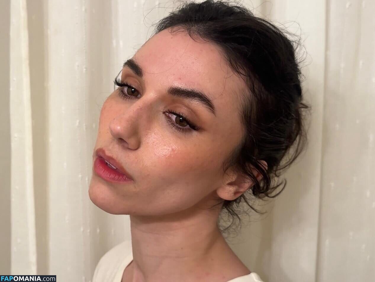 Fulton / Grace Caroline Currey / smoregrace Nudo OnlyFans  Foto trapelata #260