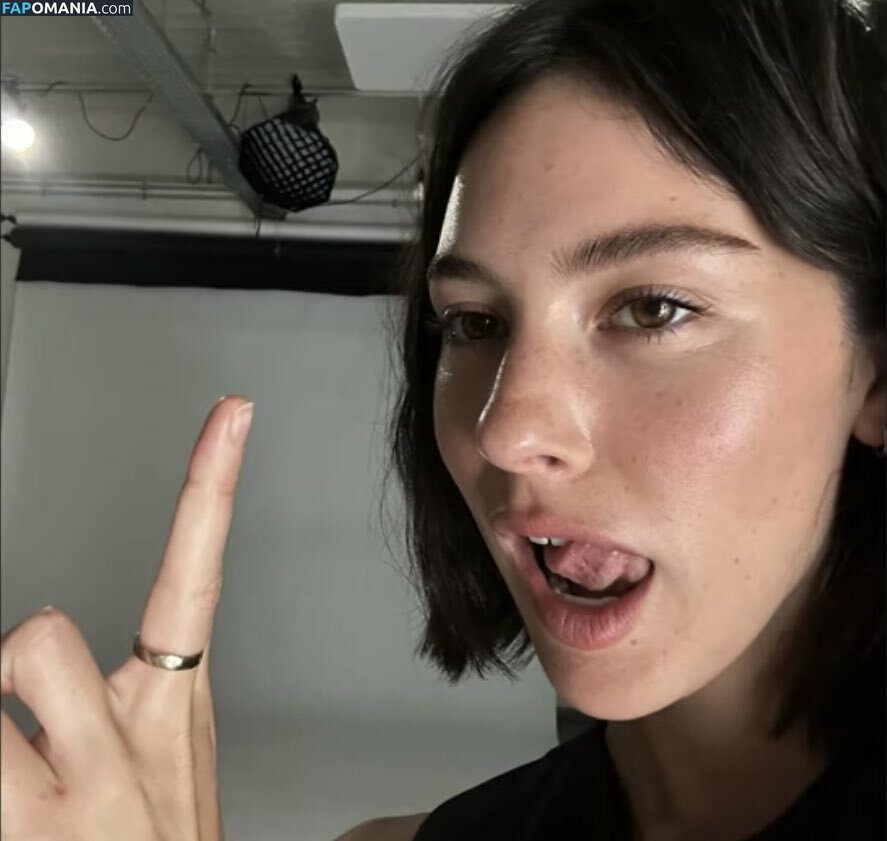 Gracie Abrams / gracieabrams Nudo OnlyFans  Foto trapelata #356