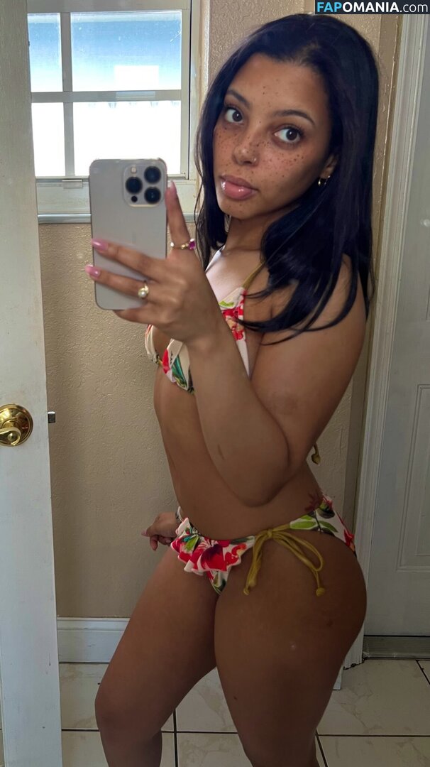 1guapunzel / Guapunzel / https: Nudo OnlyFans  Foto trapelata #15