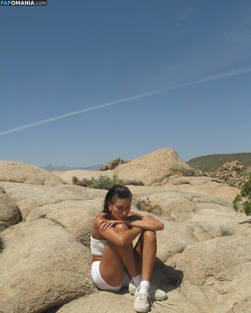 Hailey Baldwin Bieber / haileybieber Nudo OnlyFans  Foto trapelata #10