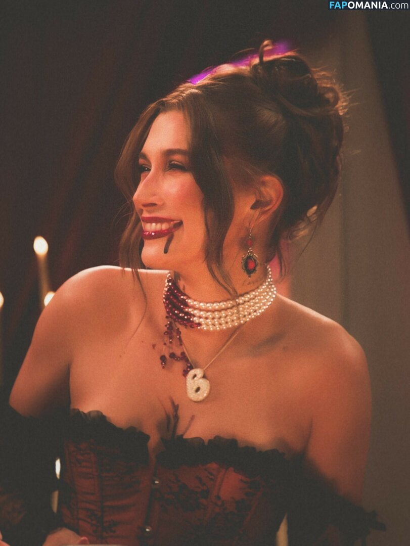 Hailey Baldwin Bieber / haileybieber Nudo OnlyFans  Foto trapelata #392