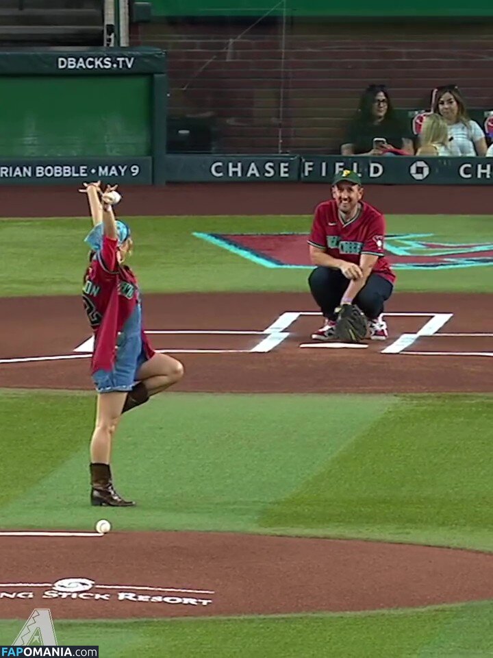 Haley Lu Richardson / haleyluhoo Nudo OnlyFans  Foto trapelata #212